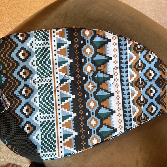 Kavu one strap backpack - Picture 3 of 8